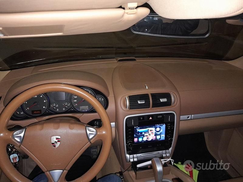 Usata Porsche Cayenne 239 CV (175 kW) 2009 Nero SUV