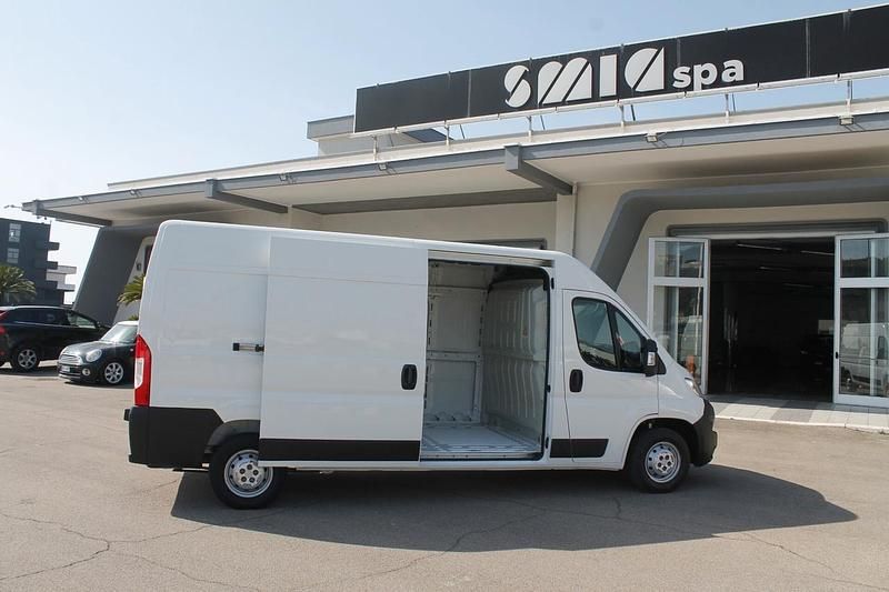 Usata Citroën Jumper 140 CV (102 kW) 2020 Bianco Monovolume