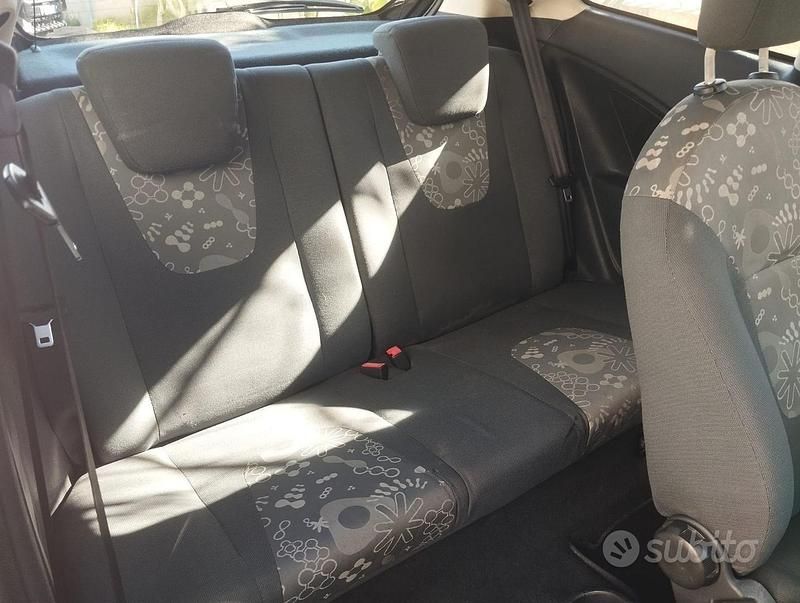 Usata Ford Ka S 75 CV (55 kW) 2011 Nero Utilitaria