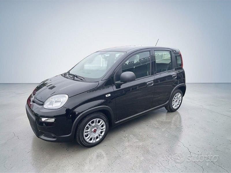 Usata Fiat Panda S 70 CV (51 kW) 2024 Nero Utilitaria