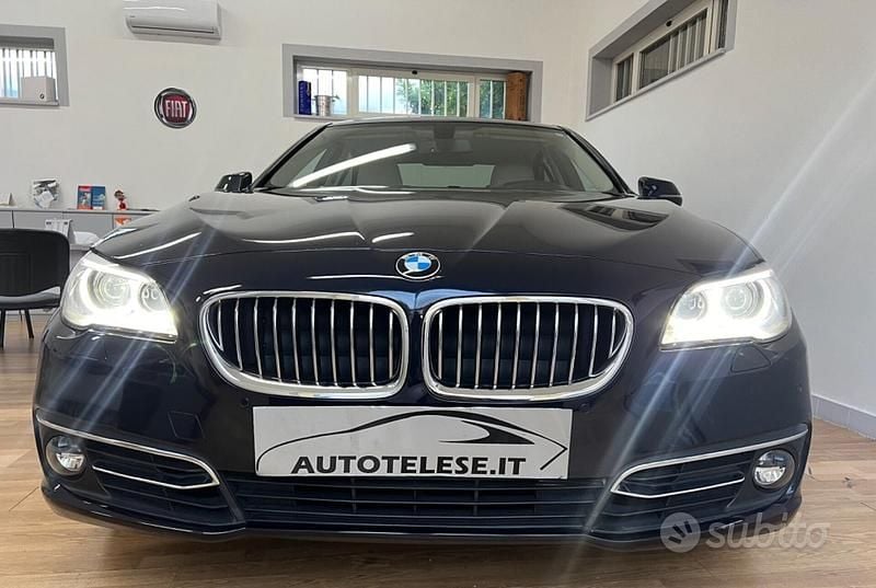Usata BMW 525 Luxury Line 218 CV (160 kW) 2015 Blu Berlina