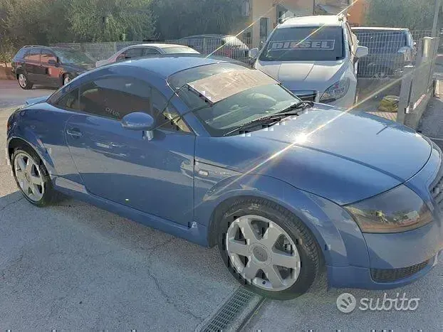 Second-hand Audi TT 179 CP (131 kW) 1999 Albastru Coupe