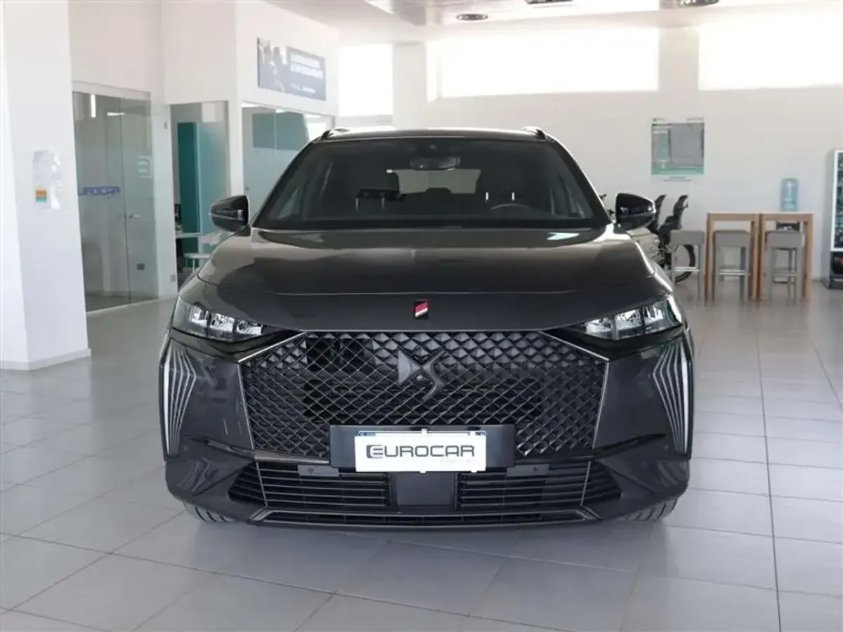 Usata DS Automobiles DS7 Crossback Performance 131 CV (96 kW) 2025 Nero / black SUV