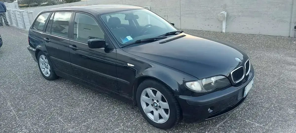 Usata BMW 320 150 CV (110 kW) 2004 Nero Station wagon