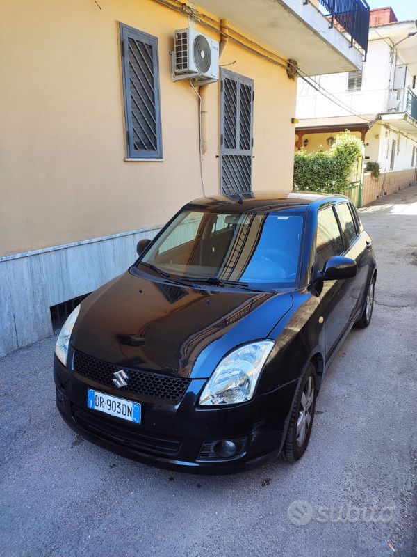 Usata 2008 Suzuki Swift Due volumi | 2000 € (Super prezzo) - Immagine 1/4