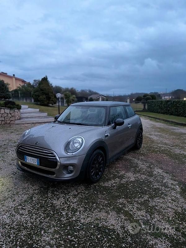 Usata Mini Cooper 136 CV (100 kW) 2017 Grigio Utilitaria