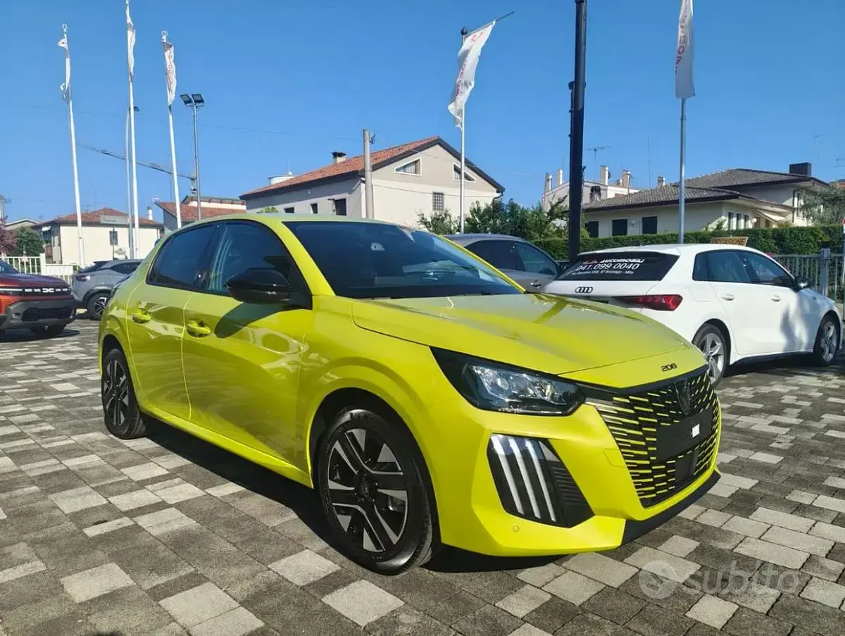 Nuova Peugeot 208 Allure 101 CV (74 kW) 2026 Giallo Utilitaria