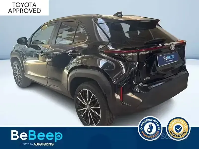 Usata Toyota Yaris Cross Lounge 116 CV (85 kW) 2022 Nero SUV