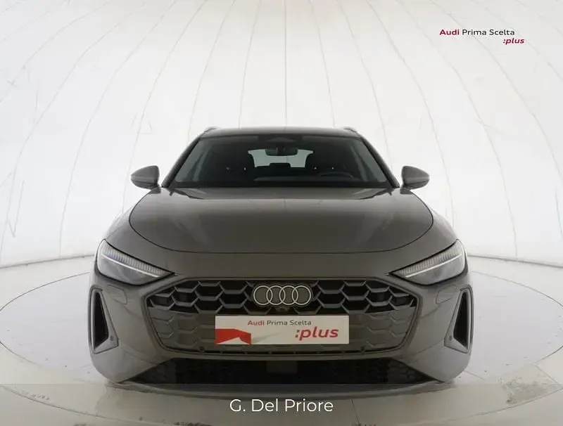 Usata Audi A5 Advanced 204 CV (150 kW) 2025 Grigio Berlina