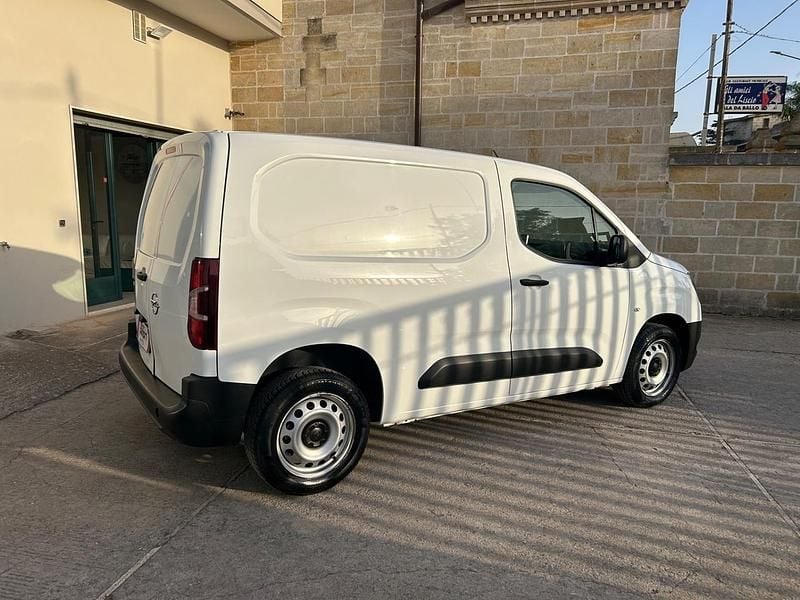 Usata Opel Combo S 131 CV (96 kW) 2020 Bianco Monovolume