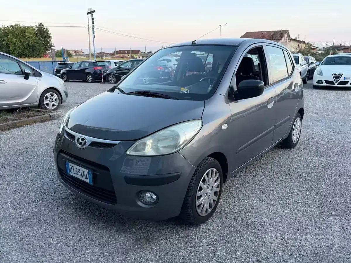 Usata Hyundai i10 Style 66 CV (48 kW) 2010 Nero Utilitaria