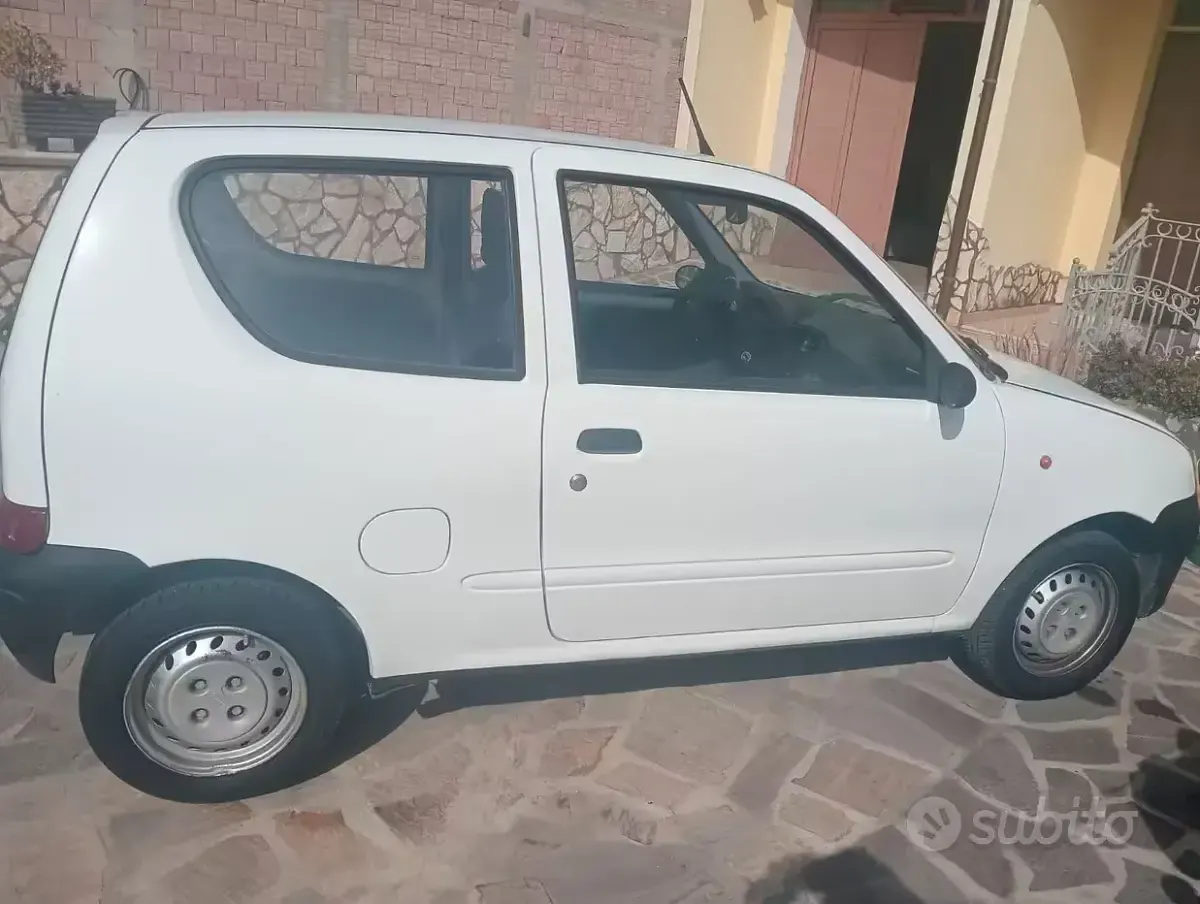 Usata Fiat 600 Young 39 CV (28 kW) 2000 Bianco Berlina