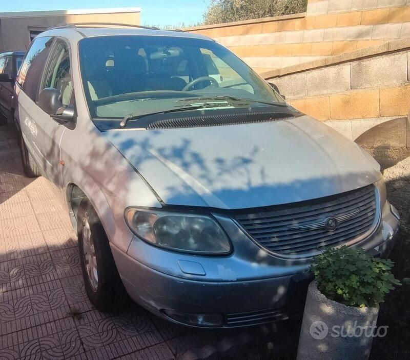 Usata Chrysler Grand Voyager 150 CV (110 kW) 2005 Monovolume