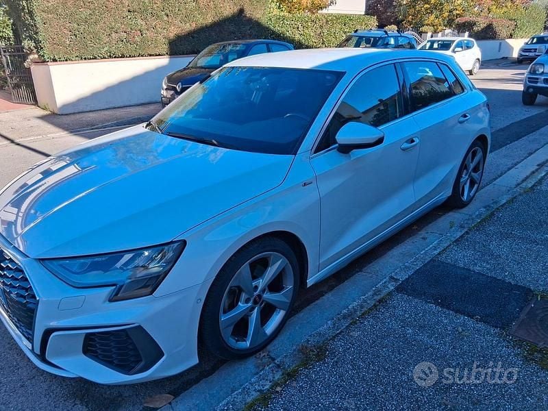Usata Audi A3 S-Line 150 CV (110 kW) 2021 Bianco Berlina