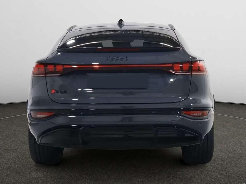 Usata Audi SQ6 Sportback e-tron Ambiente 380 kW (517 CV) 2025 Grigio SUV