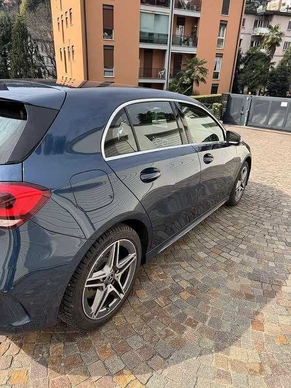 Usata Mercedes A250 Premium 218 CV (160 kW) 2023 Blu/azzurro Berlina