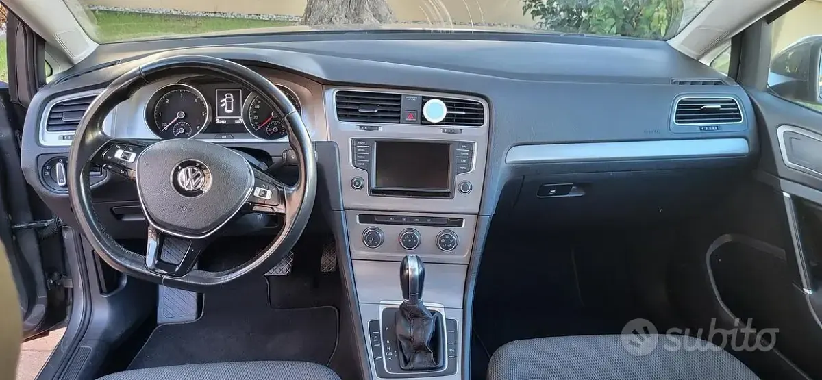 Usata VW Golf VII 110 CV (80 kW) 2016 Grigio Station wagon