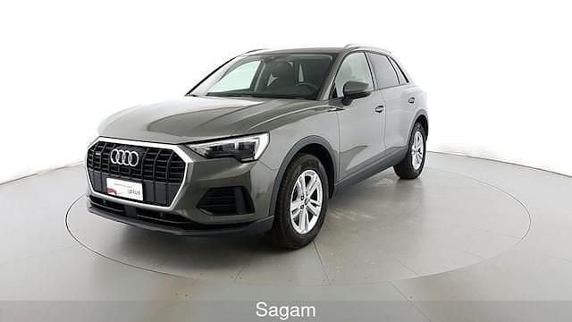 Grigio chronos metalizzato Usata 2021 Audi Q3 Business SUV | 31.800 € (Buon prezzo) - Immagine 1/4