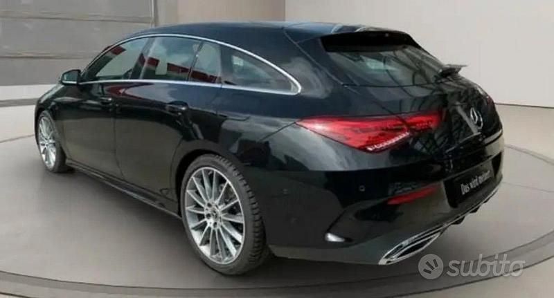 Usata Mercedes CLA200 2019 Nero Station wagon