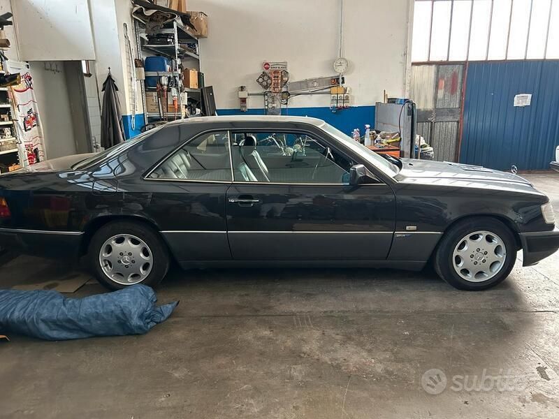 Usata Mercedes E300 Sportline 1991 Nero Coupé