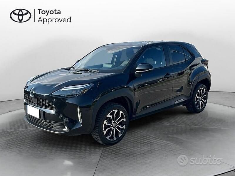 Usata Toyota Yaris Cross Trend 116 CV (85 kW) 2022 Nero SUV