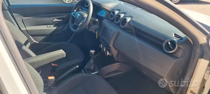 Usata Dacia Duster Essentiel 116 CV (85 kW) 2020 Bianco SUV