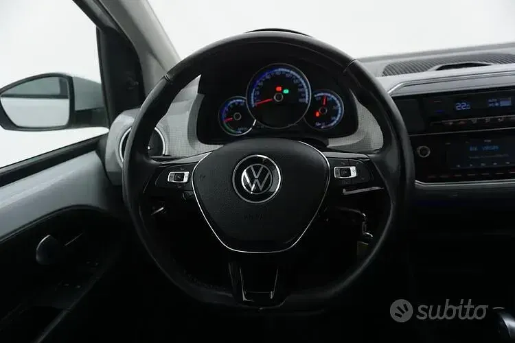 Usata VW e-up! 61 kW (83 CV) 2021 Bianco Utilitaria