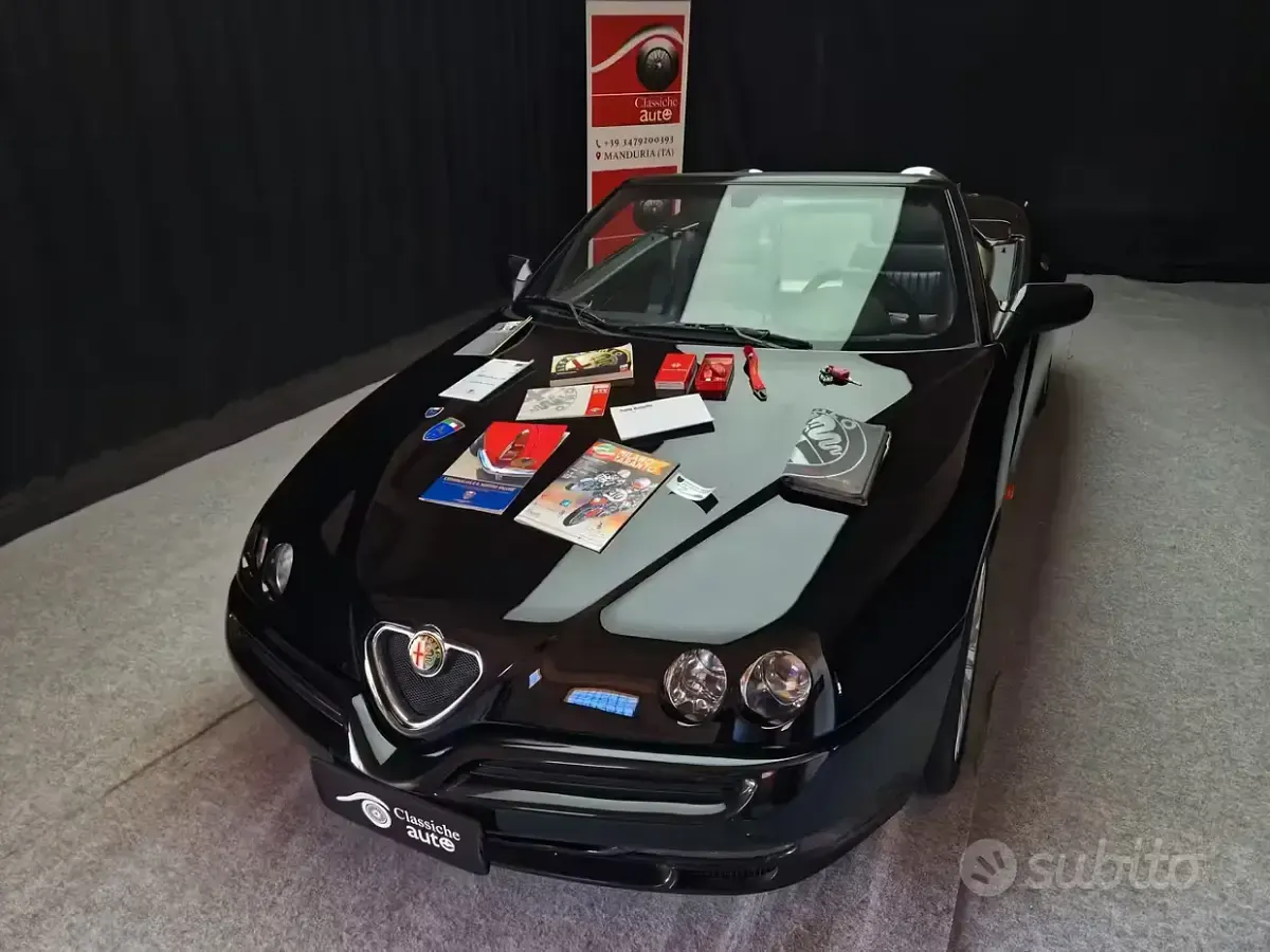 Usata Alfa Romeo Spider 218 CV (160 kW) 2001 Nero Cabrio