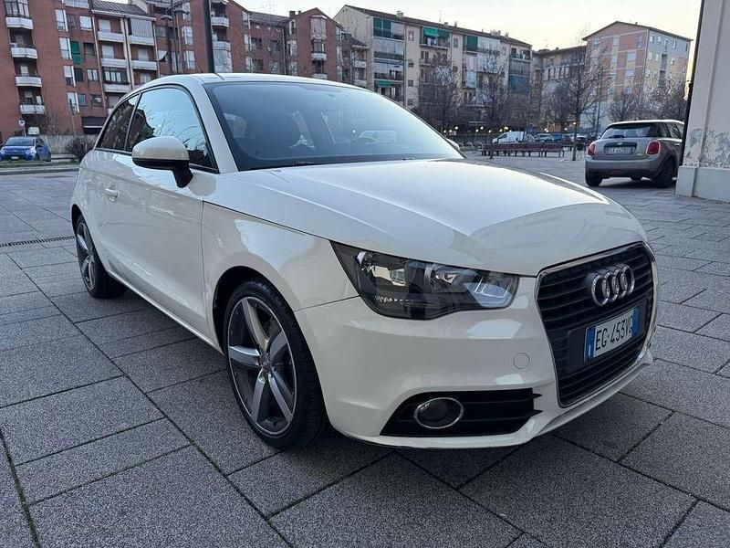 Usata Audi A1 Attraction 90 CV (66 kW) 2012 Utilitaria