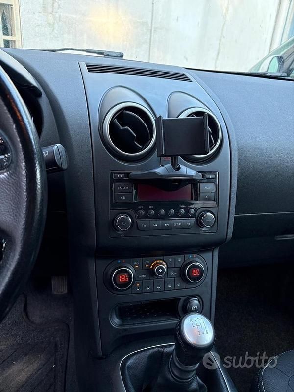 Usata Nissan Qashqai 2012 Grigio SUV