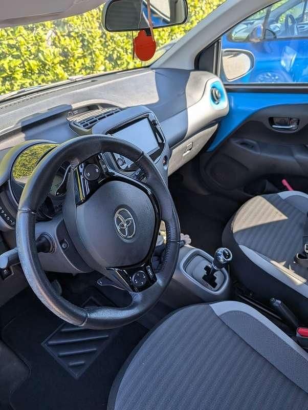 Usata Toyota Aygo X-play 72 CV (52 kW) 2019 Utilitaria