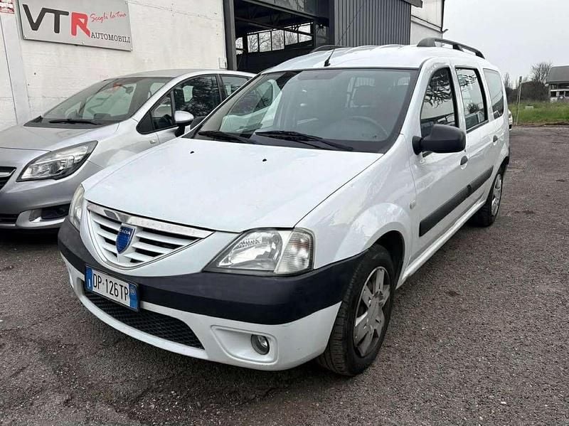 Usata Dacia Logan Lauréate 105 CV (77 kW) 2008 Bianco Station wagon