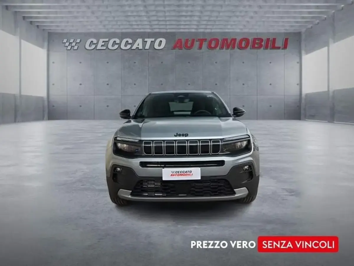 Nuova Jeep Avenger 100 CV (73 kW) 2026 Grigio SUV