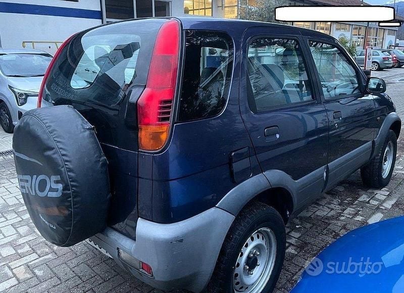 Usata Daihatsu Terios 82 CV (60 kW) 1998 Blu SUV