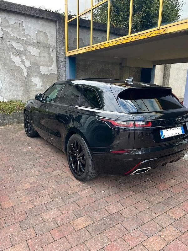 Usata Land Rover Range Rover Velar R-Dynamic 300 CV (220 kW) 2019 Nero SUV