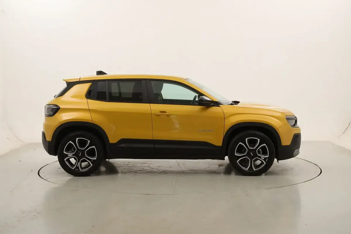 Usata Jeep Avenger Summit 101 CV (74 kW) 2025 SUV