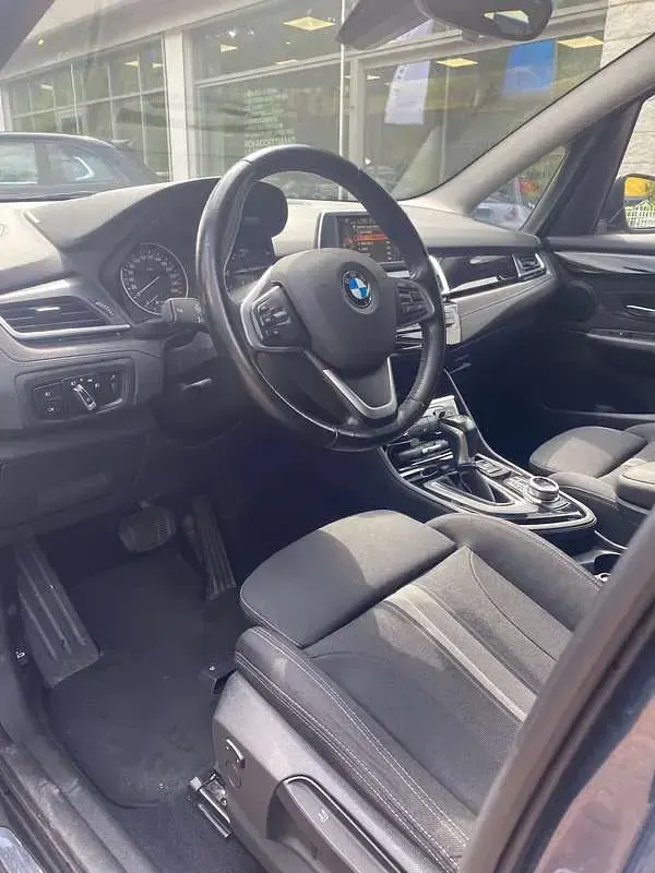 Usata BMW 218 Gran Tourer Sport Line 150 CV (110 kW) 2016 Grigio Monovolume