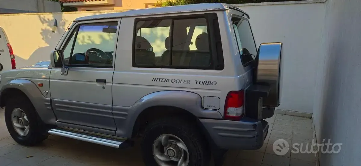 Usata Hyundai Galloper 100 CV (73 kW) 1999 Grigio SUV