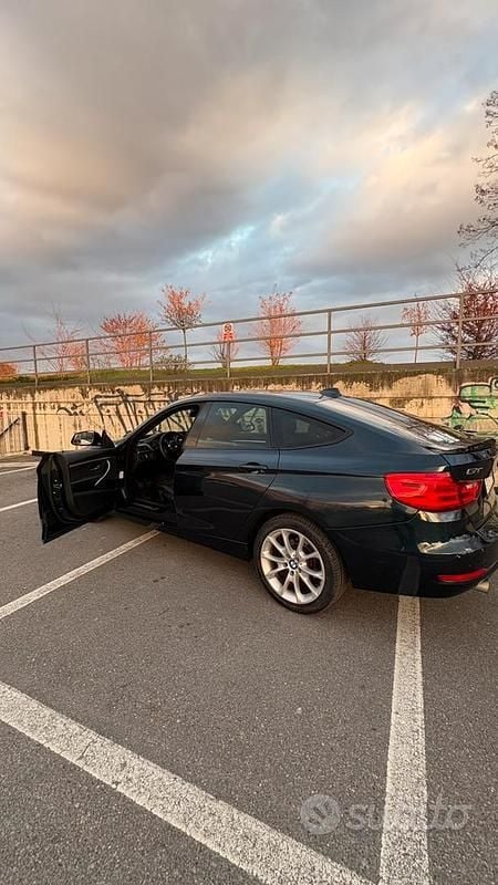 Usata BMW 320 184 CV (135 kW) 2014 Verde Berlina