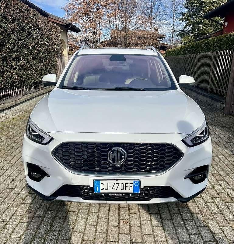 Usata MG ZS Luxury 117 CV (86 kW) 2022 Bianco Berlina