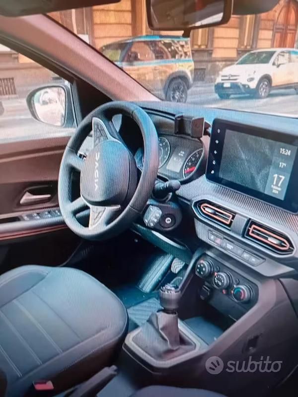 Usata Dacia Sandero 91 CV (66 kW) 2025 Bianco Berlina