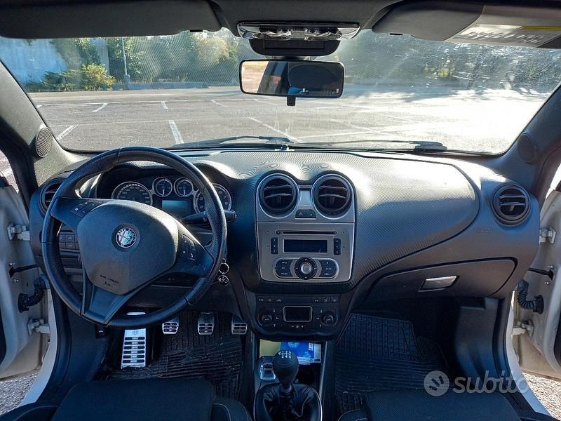 Usata Alfa Romeo MiTo Quadrifoglio Verde 170 CV (125 kW) 2010 Bianco Utilitaria