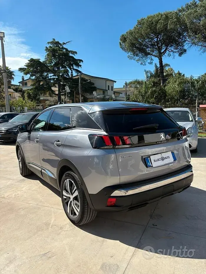 Usata Peugeot 3008 Allure 131 CV (96 kW) 2021 Grigio SUV