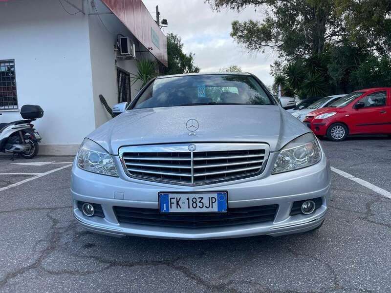 Usata Mercedes C220 Classic 170 CV (125 kW) 2009 Grigio Berlina