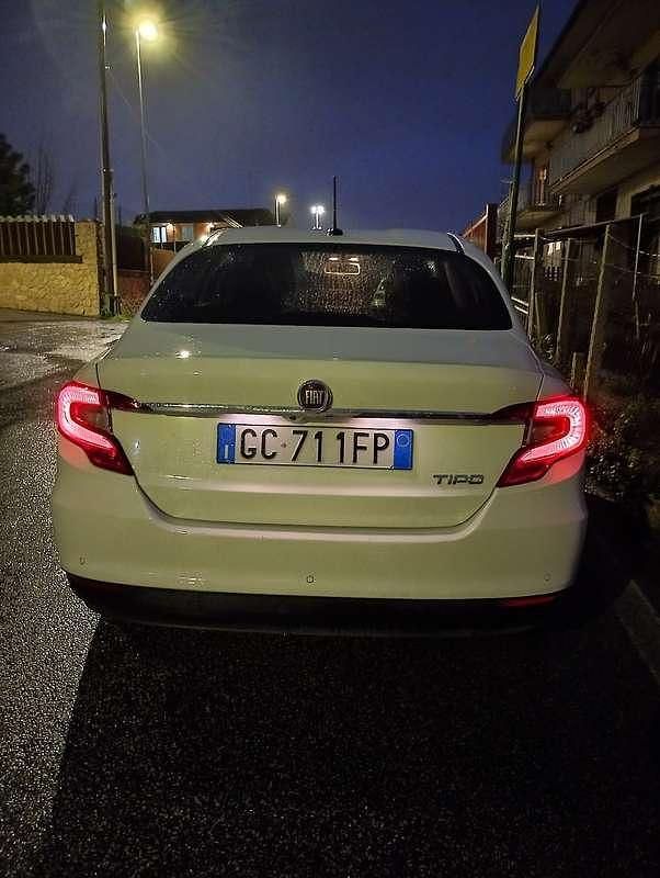 Usata Fiat Tipo Mirror 120 CV (88 kW) 2020 Berlina