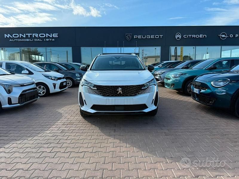 Usata Peugeot 3008 Allure 176 CV (129 kW) 2021 Bianco SUV