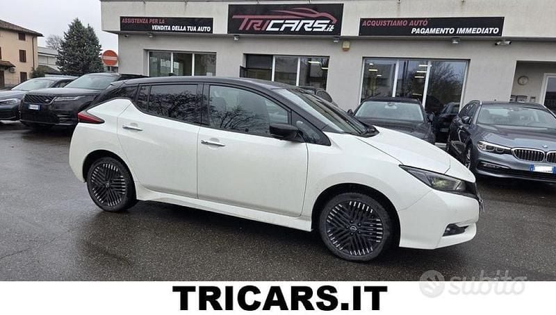 Usata Nissan Leaf Tekna 160 kW (218 CV) 2022 Bianco Utilitaria