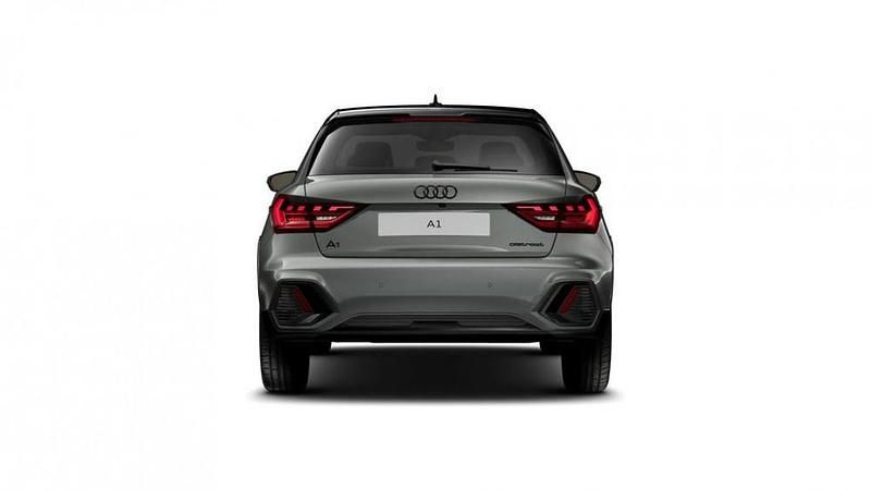 Nuova Audi A1 150 CV (110 kW) 2026 Grigio chronos metallizzato nero mito me Berlina