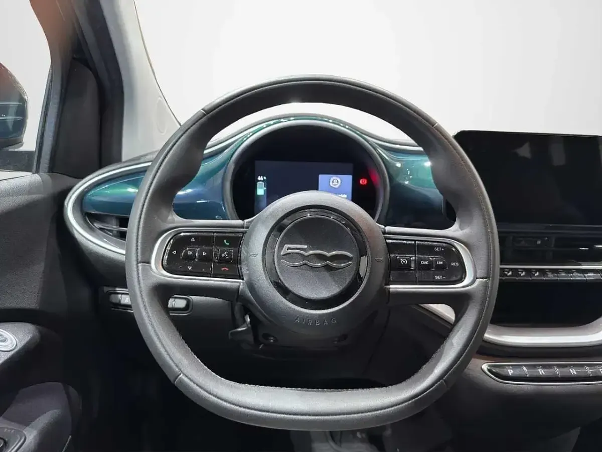 Usata Fiat 500e La Prima 86 kW (118 CV) 2022 Blu