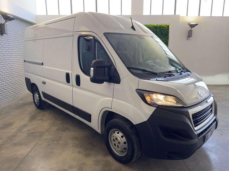 Usata Peugeot Boxer 140 CV (102 kW) 2022 Bianco Furgone